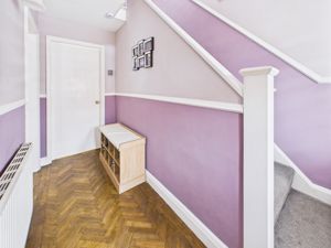 Entrance Hallway- click for photo gallery